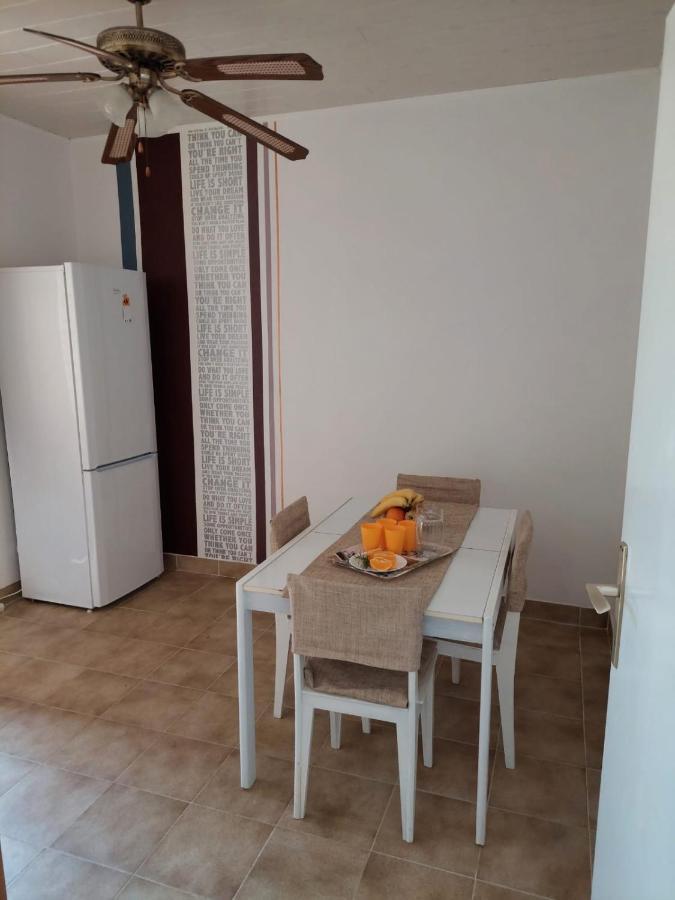 Apartment Galeb Lukovo Šugarje Екстериор снимка