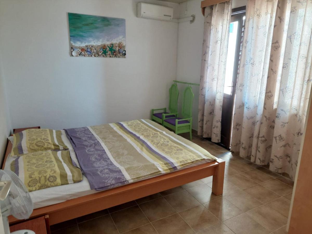 Apartment Galeb Lukovo Šugarje Екстериор снимка